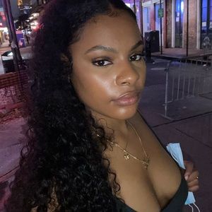 Meet your Posher, Jada